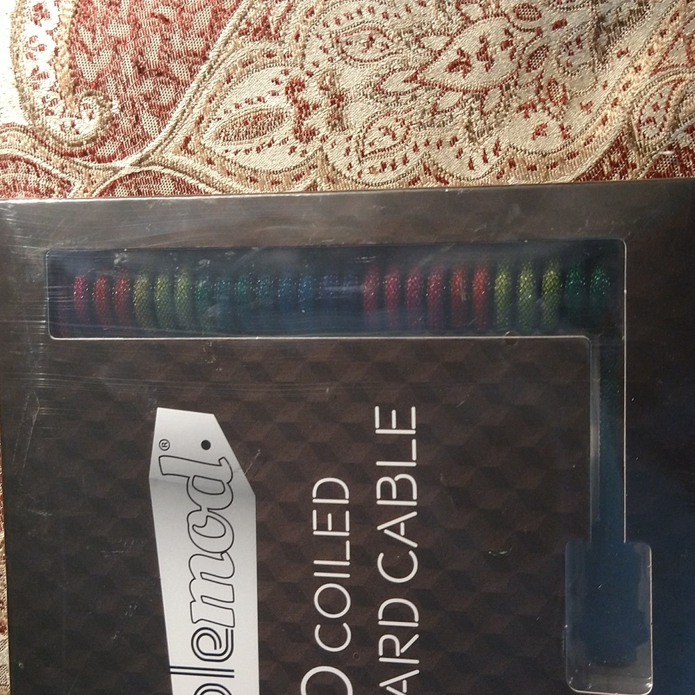 CableMod Pro Coiled Keyboard Cable - Picture 8 of 10